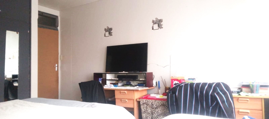 3 Bedroom Property for Sale in Bloemfontein Free State